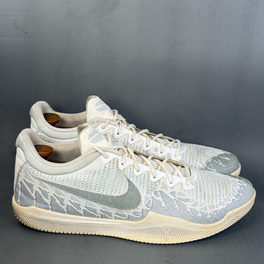 Nike Mamba Rage 'Pure Platinum' athletic sneaker shoes men’s size 14
